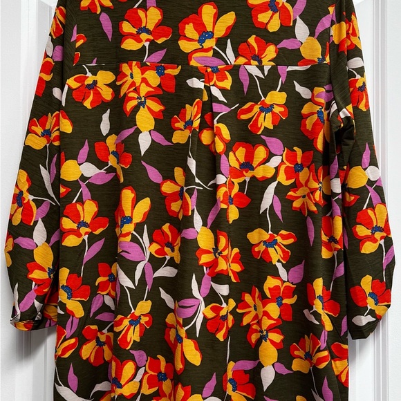 NWT Dear Scarlett Top Floral Top, M - Picture 8 of 8
